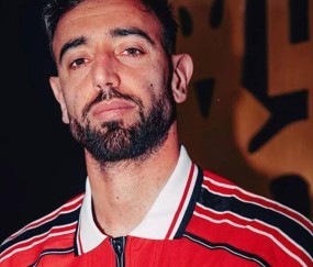 曼联想方设法不加薪挽留B费！给队长减负才能争冠，一数据远逊小贝时代