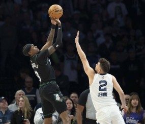 爱德华兹41+6兰德尔23+11 森林狼逆转灰熊取4连胜