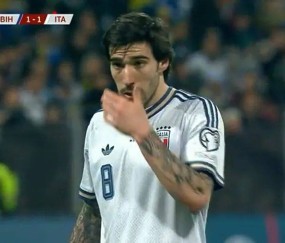 托纳利无缘世界杯更适合曼联引进！单场跑11公里如家常便饭，被视为后腰B费