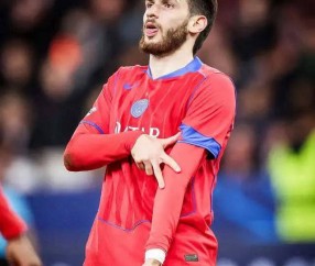 3-0完胜！金球巨星哑火，巴黎圣日耳曼双杀切尔西挺进欧冠8强